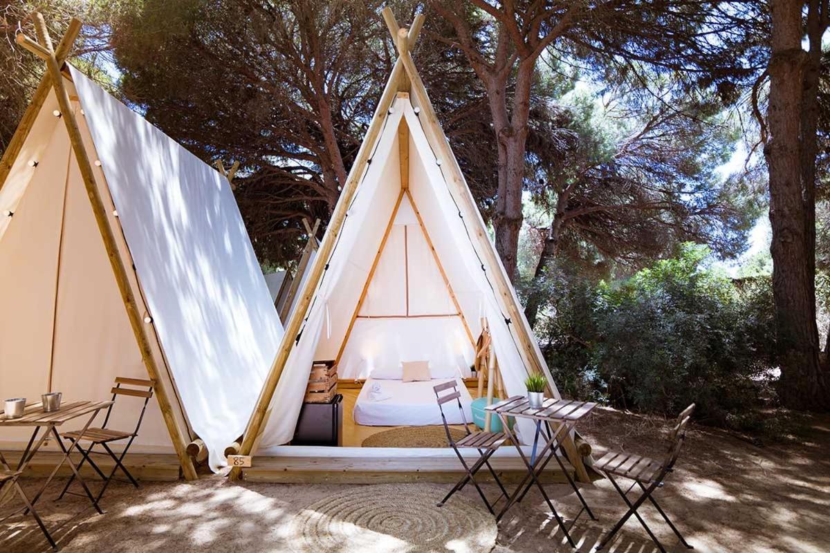 Kamping OH Tarifa Hotel Bagian luar foto