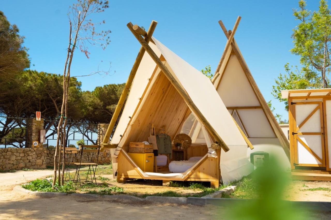 Kamping OH Tarifa Hotel Bagian luar foto