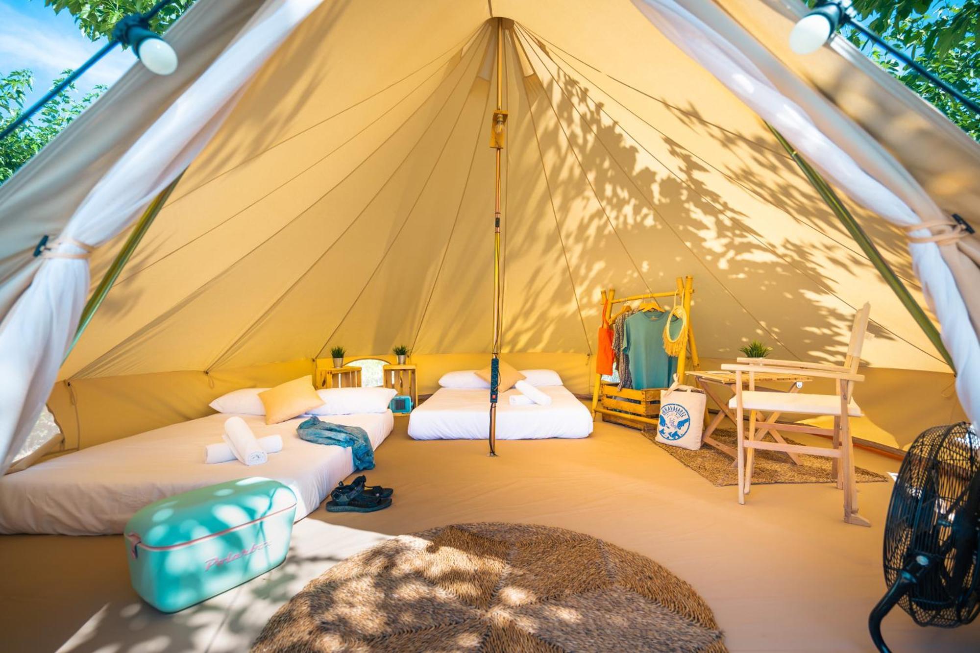 Kamping OH Tarifa Hotel Bagian luar foto