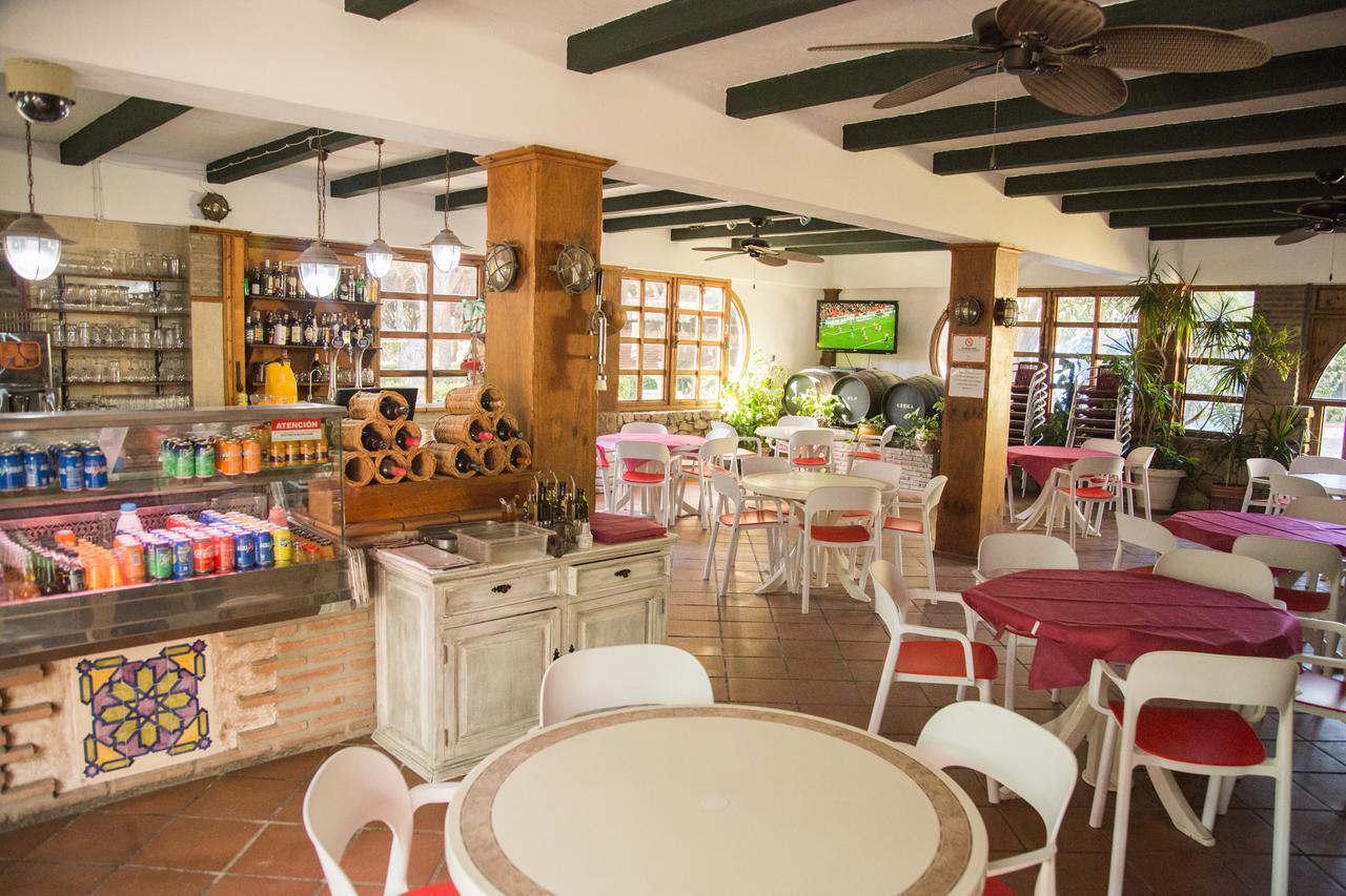 Kamping OH Tarifa Hotel Bagian luar foto
